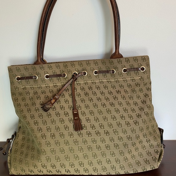 Dooney & Bourke Handbags - Signature Dooney and Bourke Canvas Tote